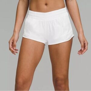 Lululemon Hotty Hot Low-Rise Lined Short 2.5"